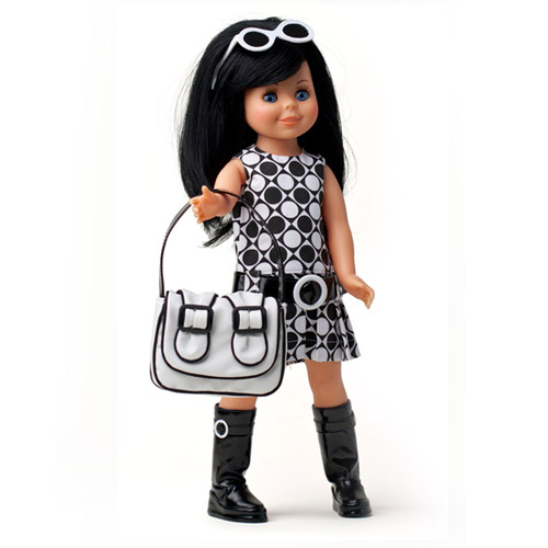 Maggie Mod Fashion Doll1